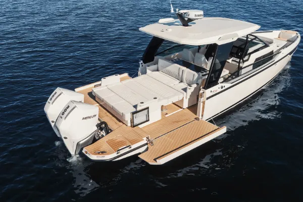 Sunset Signature Charter