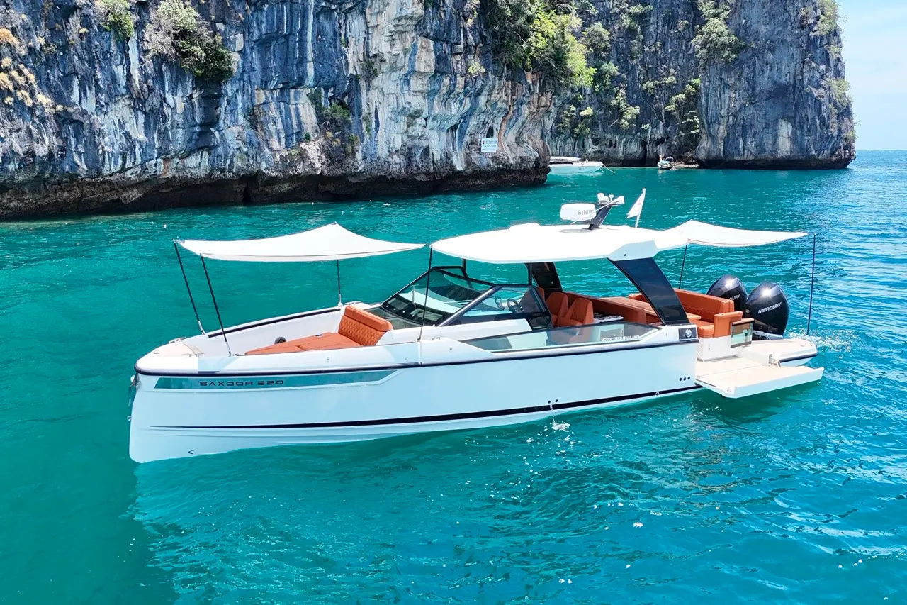 Private Yacht Charter Experience